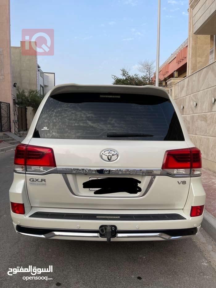 تويوتا لاندكروزر